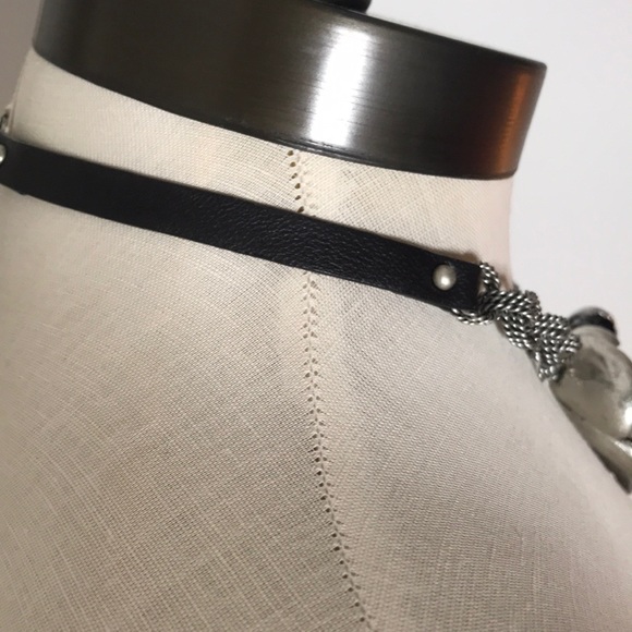 FOSSIL NECKLACE - Picture 3 of 5